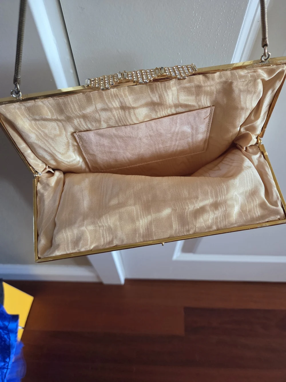 VINTAGE Cream Beaded Evening Clutch with Gold-Tone Frame